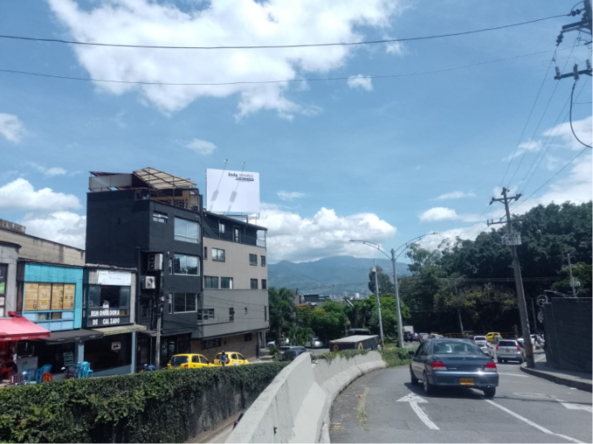 Valla en Monterrey Medellín