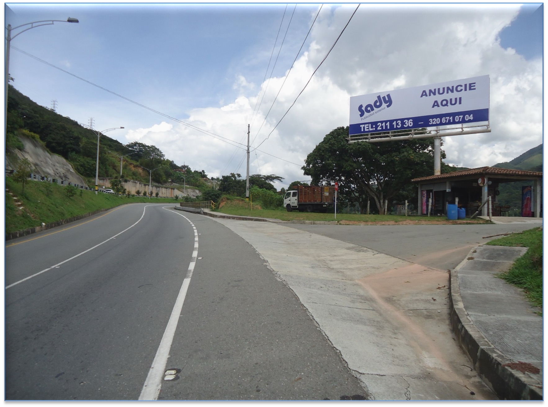 Sady - Autopista Norte, variante hatillo (Barbosa) Billboard